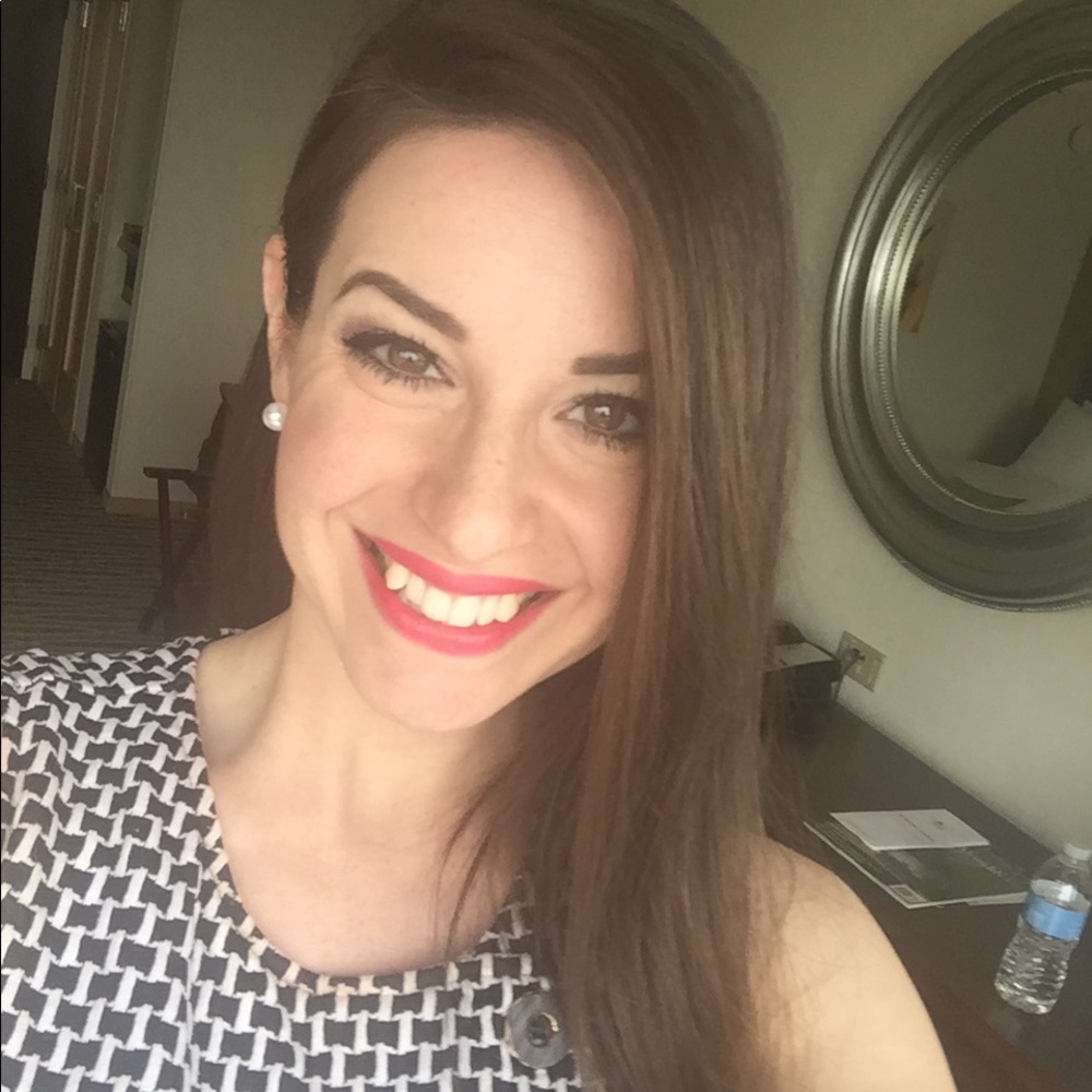 Meet your Posher, Rachel